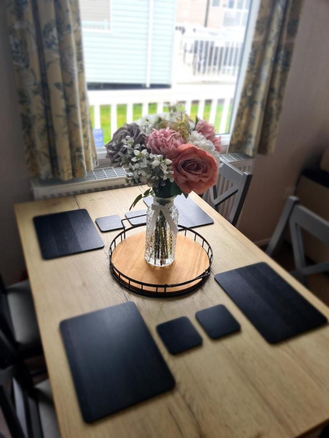 Flawless Caravan Hire Блекпул Екстериор снимка